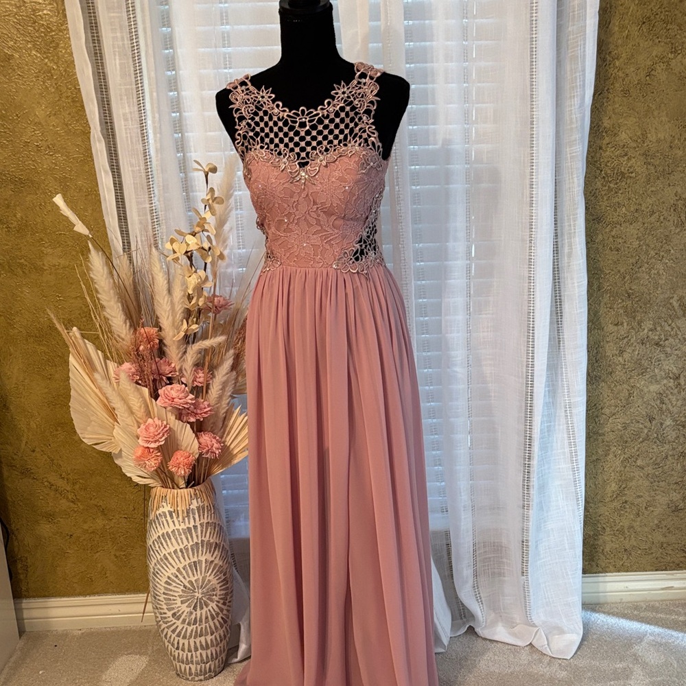 City Studio Mauve Lace Prom Dress